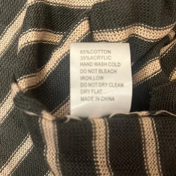 Pol Olive Green Tan Striped Long Sweater Vest Size Small - Picture 7 of 7